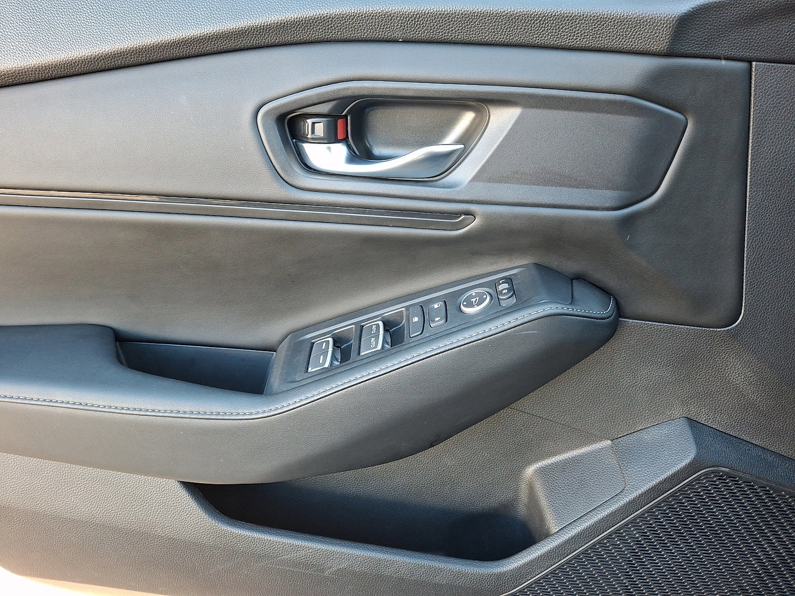 Used 2024 Honda Accord Sport image 21