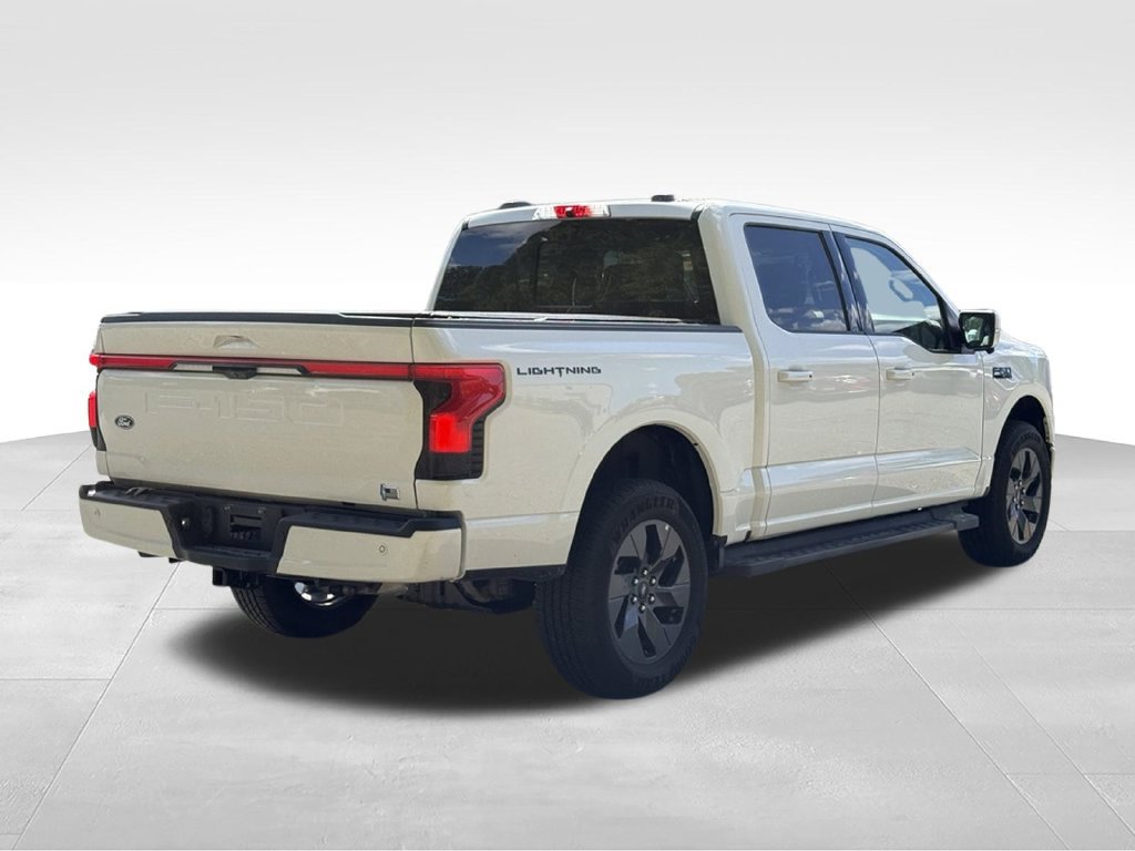 Certified 2025 Ford F150 Lightning Lariat AWD/4WD image 4