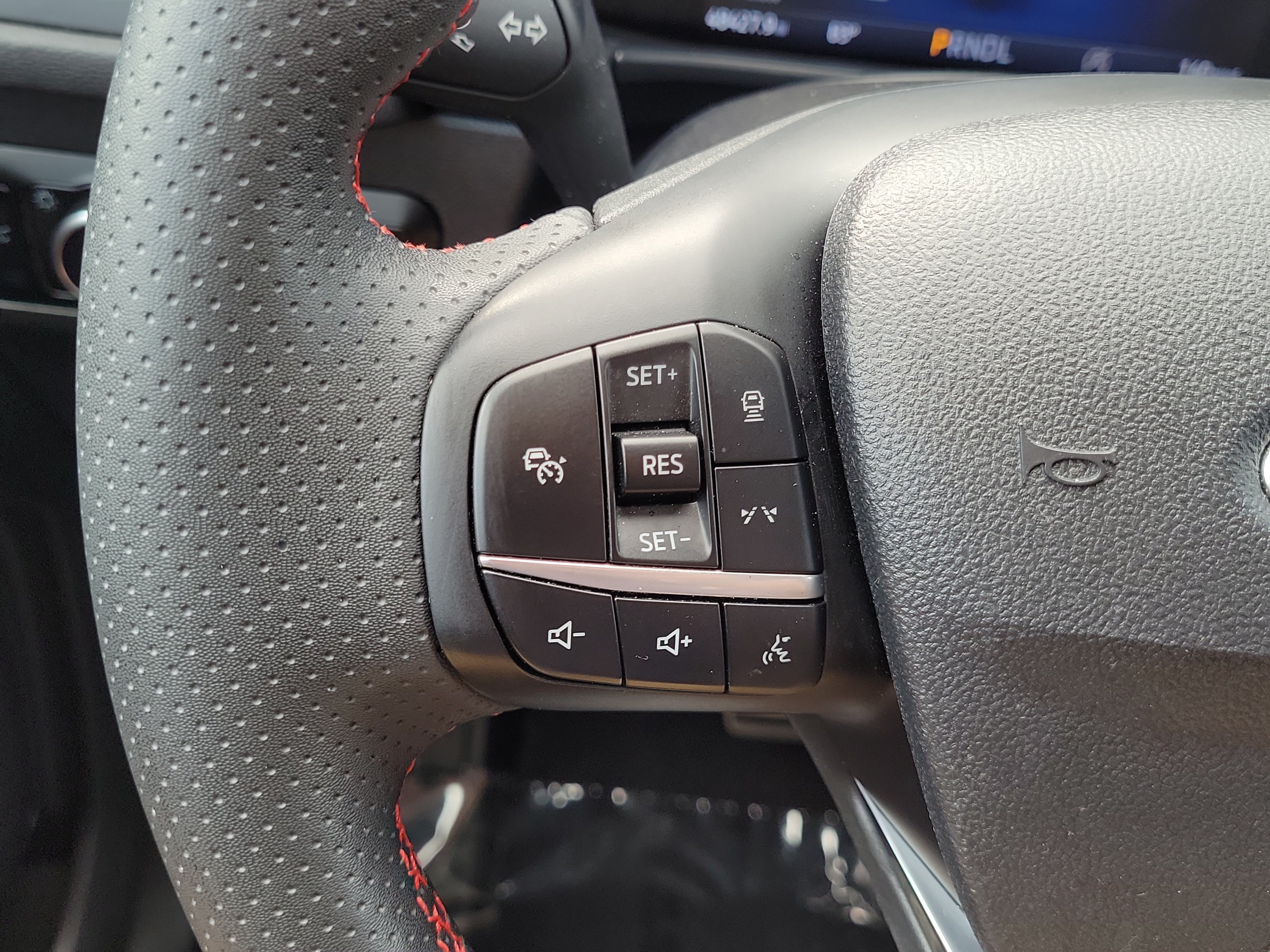 Certified 2023 Ford Escape ST-Line w/ Tech Pack #1 FWD image 25