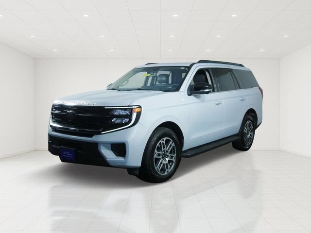 Certified 2025 Ford Expedition Active AWD/4WD image 3