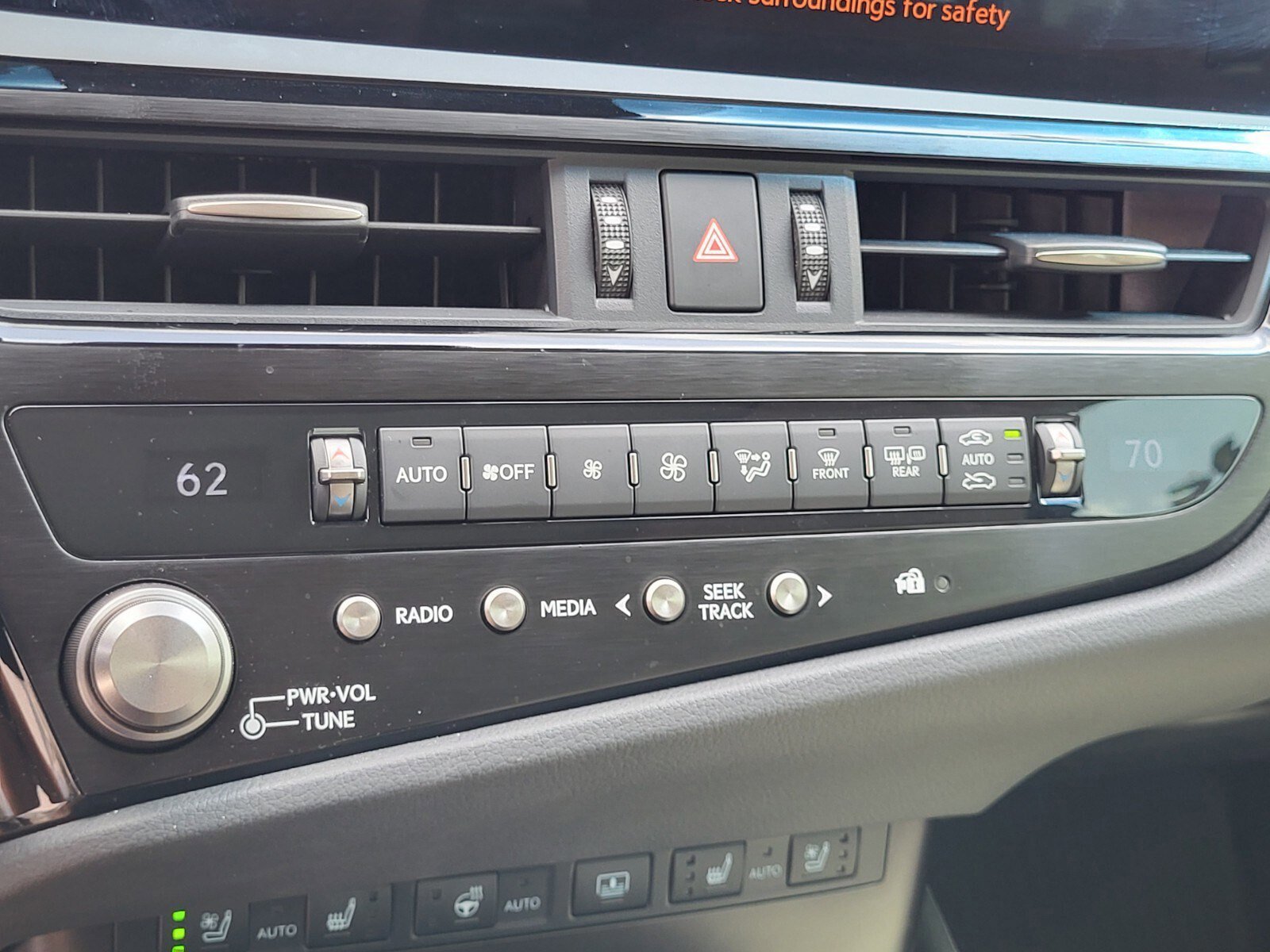 Used 2025 Lexus ES 350 Ultra Luxury w/ Accessory Package (Z1) image 22