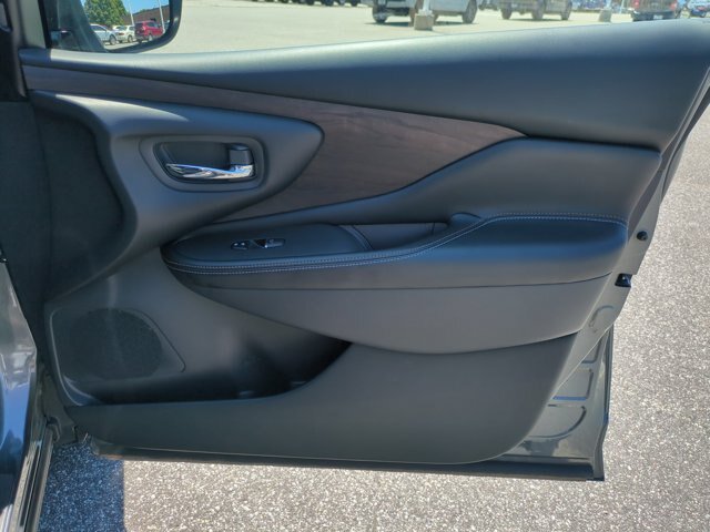 Used 2023 Nissan Murano Platinum w/ Cargo Package AWD/4WD image 34