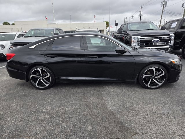 Used 2018 Honda Accord Sport video 2