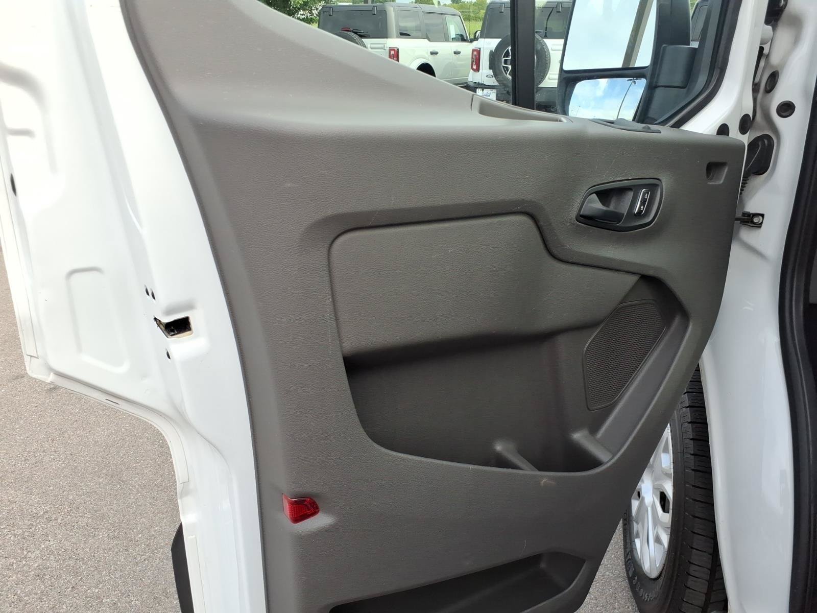 Certified 2024 Ford Transit 350 XLT RWD image 11