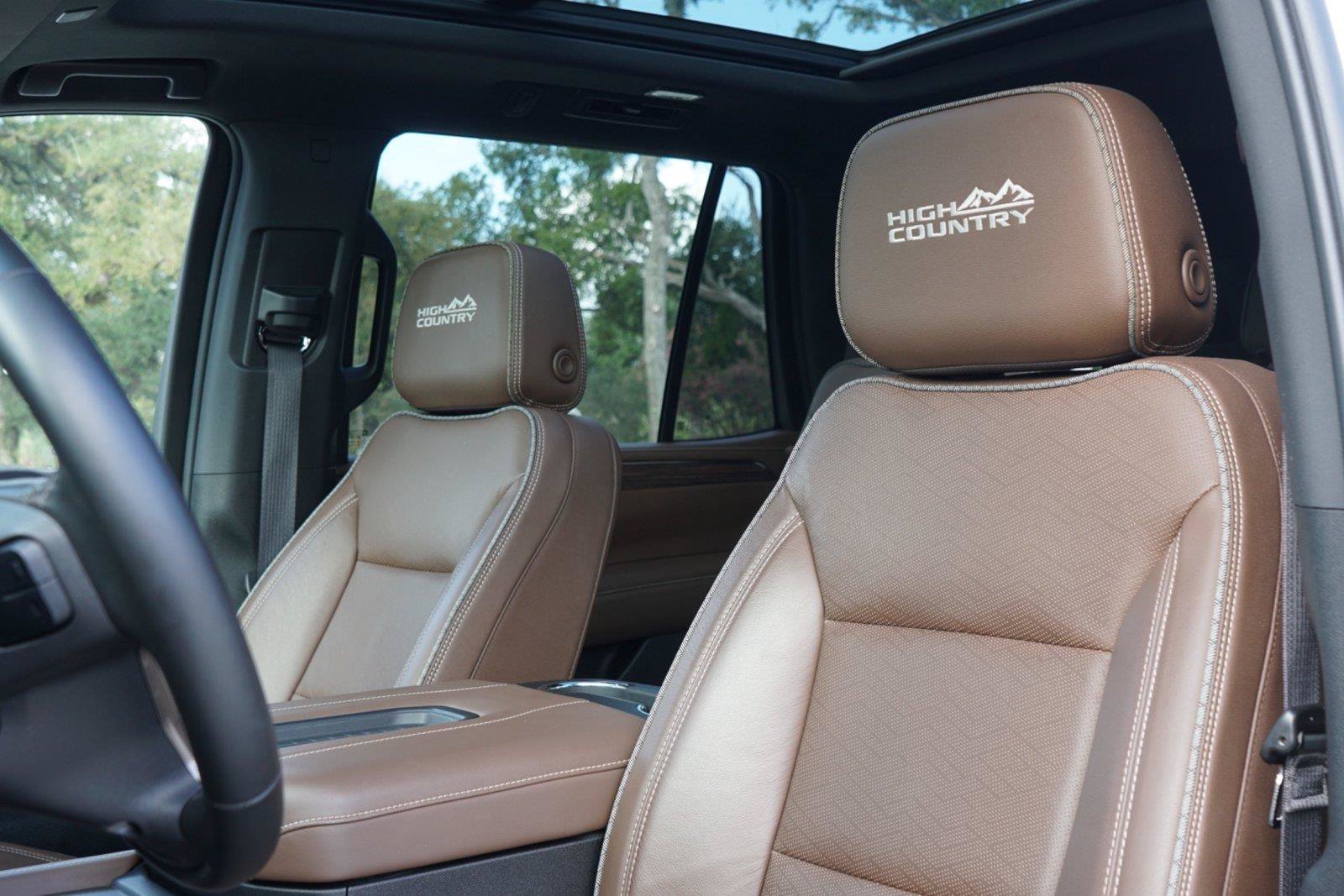 Used 2023 Chevrolet Tahoe High Country AWD/4WD image 11
