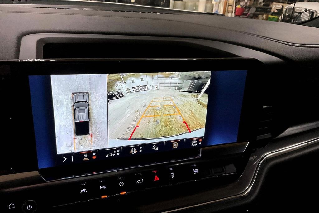 Used 2024 Chevrolet Silverado 1500 High Country w/ High Country Premium Package image 20