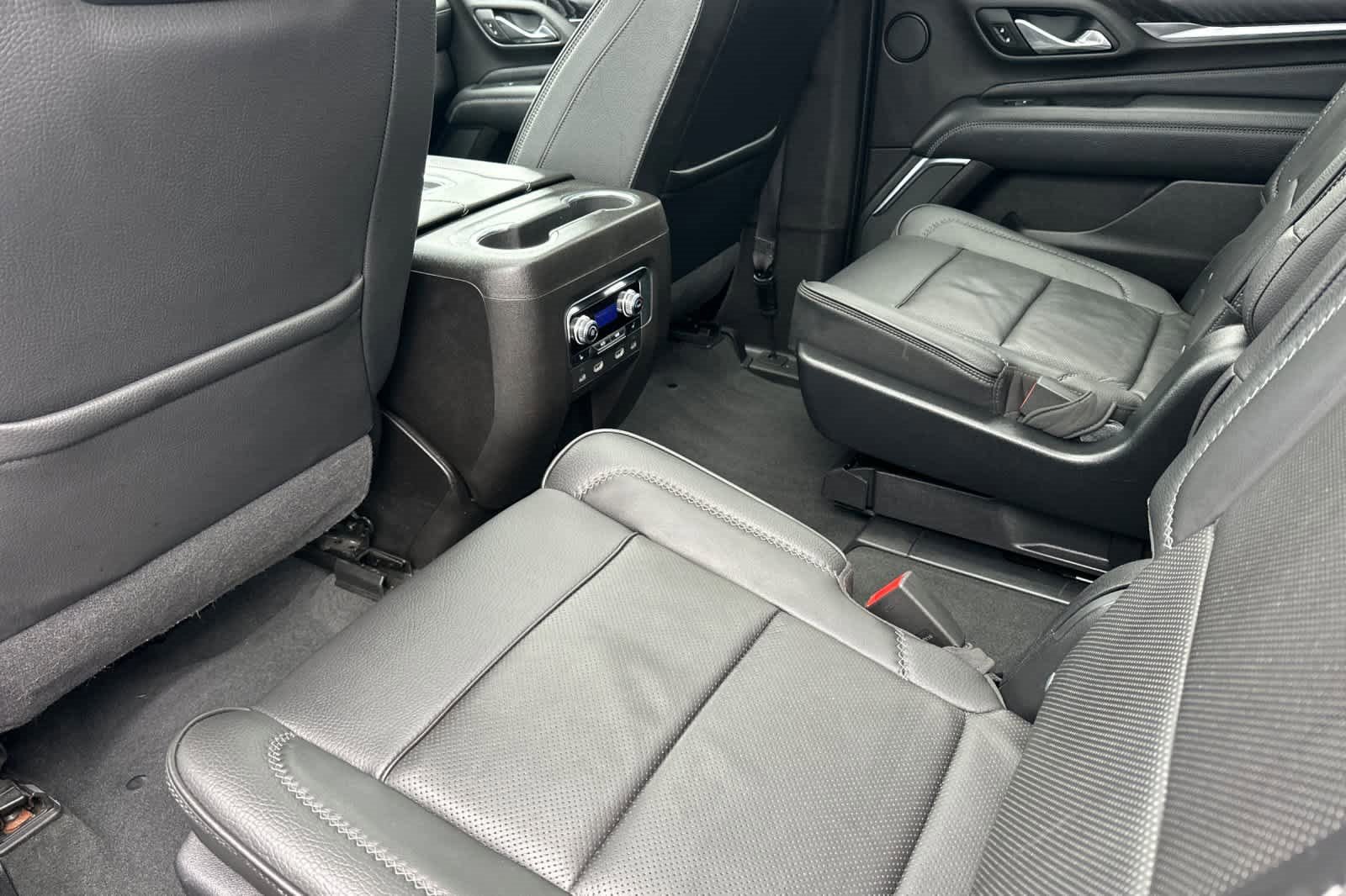 Used 2021 GMC Yukon Denali image 10