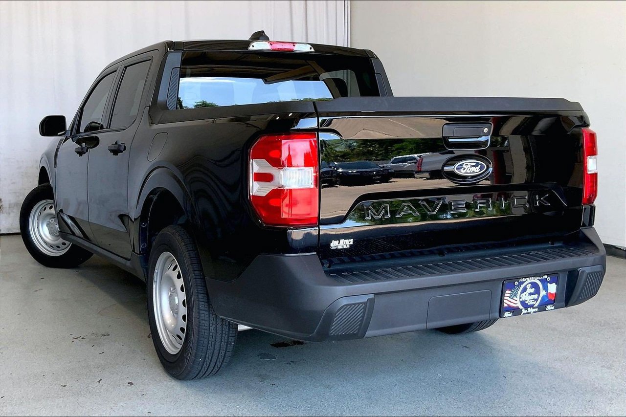 Certified 2025 Ford Maverick XL w/ Equipment Group 102A AWD/4WD image 5