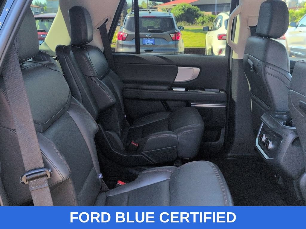 Certified 2025 Ford Expedition Active AWD/4WD image 29