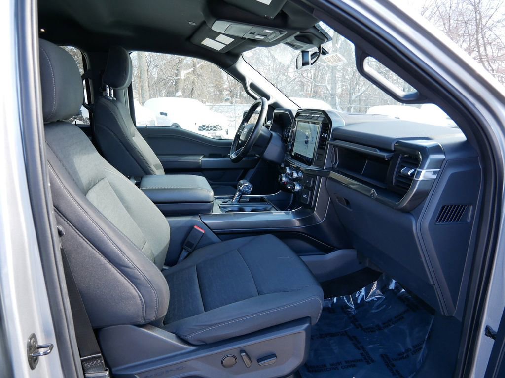 Certified 2022 Ford F150 XLT w/ Equipment Group 302A High image 7