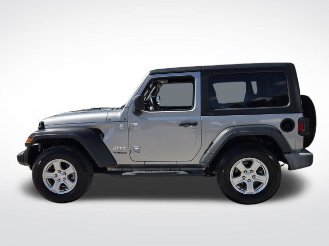 Used 2019 Jeep Wrangler Sport AWD/4WD image 6