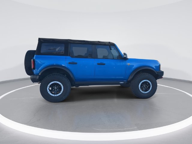 Certified 2023 Ford Bronco Badlands AWD/4WD image 8