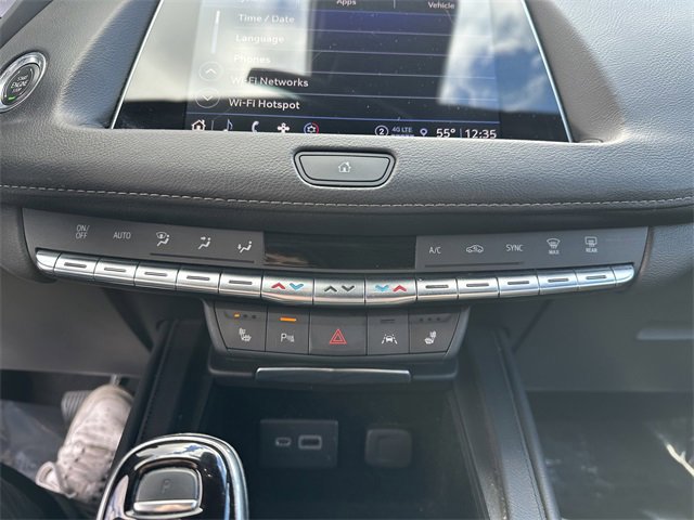 Used 2022 Cadillac XT4 Luxury w/ Cold Weather Package image 24