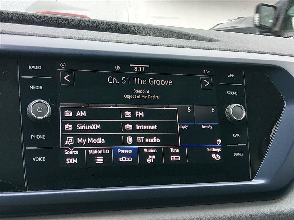 Used 2023 Volkswagen Taos SE w/ Panoramic Sunroof Package FWD image 19