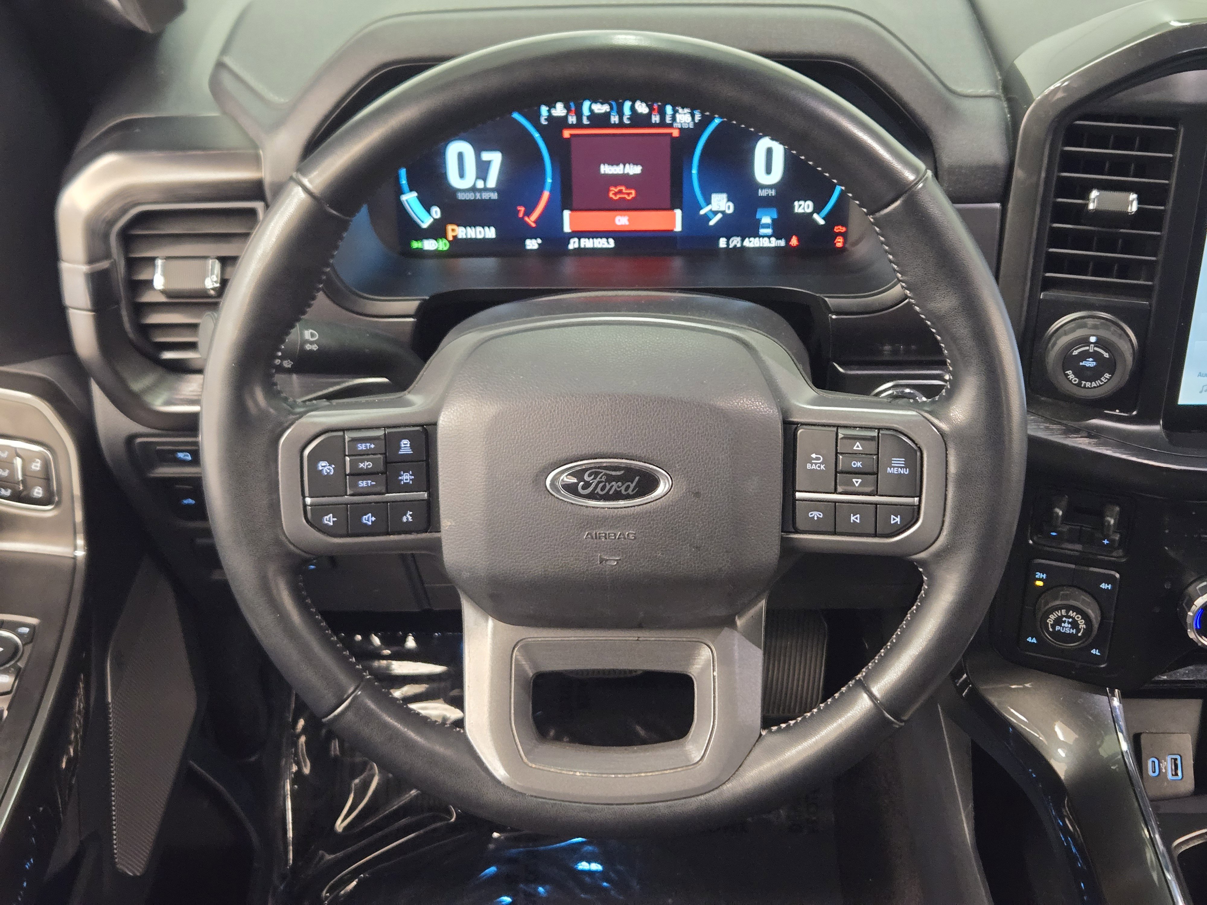 Certified 2023 Ford F150 Lariat w/ Equipment Group 502A High image 24