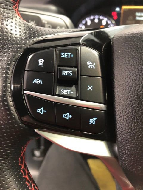 Certified 2022 Ford Explorer ST-Line w/ Class IV Trailer Tow Package image 24