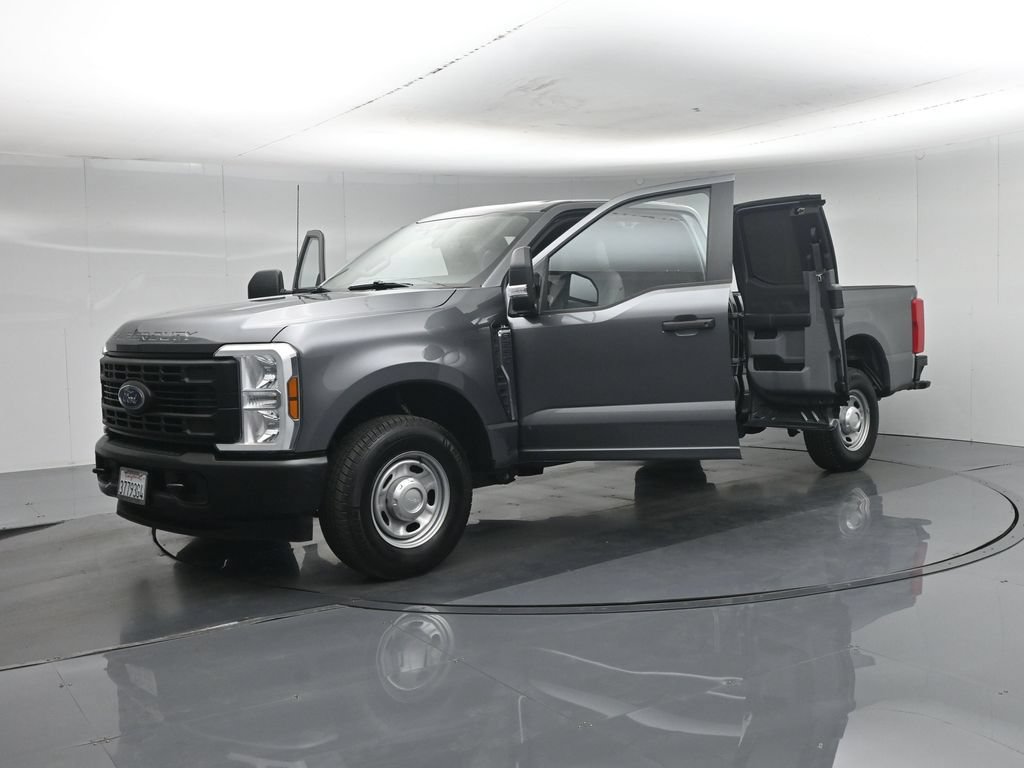 Certified 2025 Ford F250 XL RWD image 31