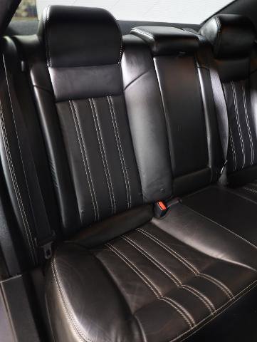 Used 2018 Chrysler 300 S w/ 300S Premium Group image 10