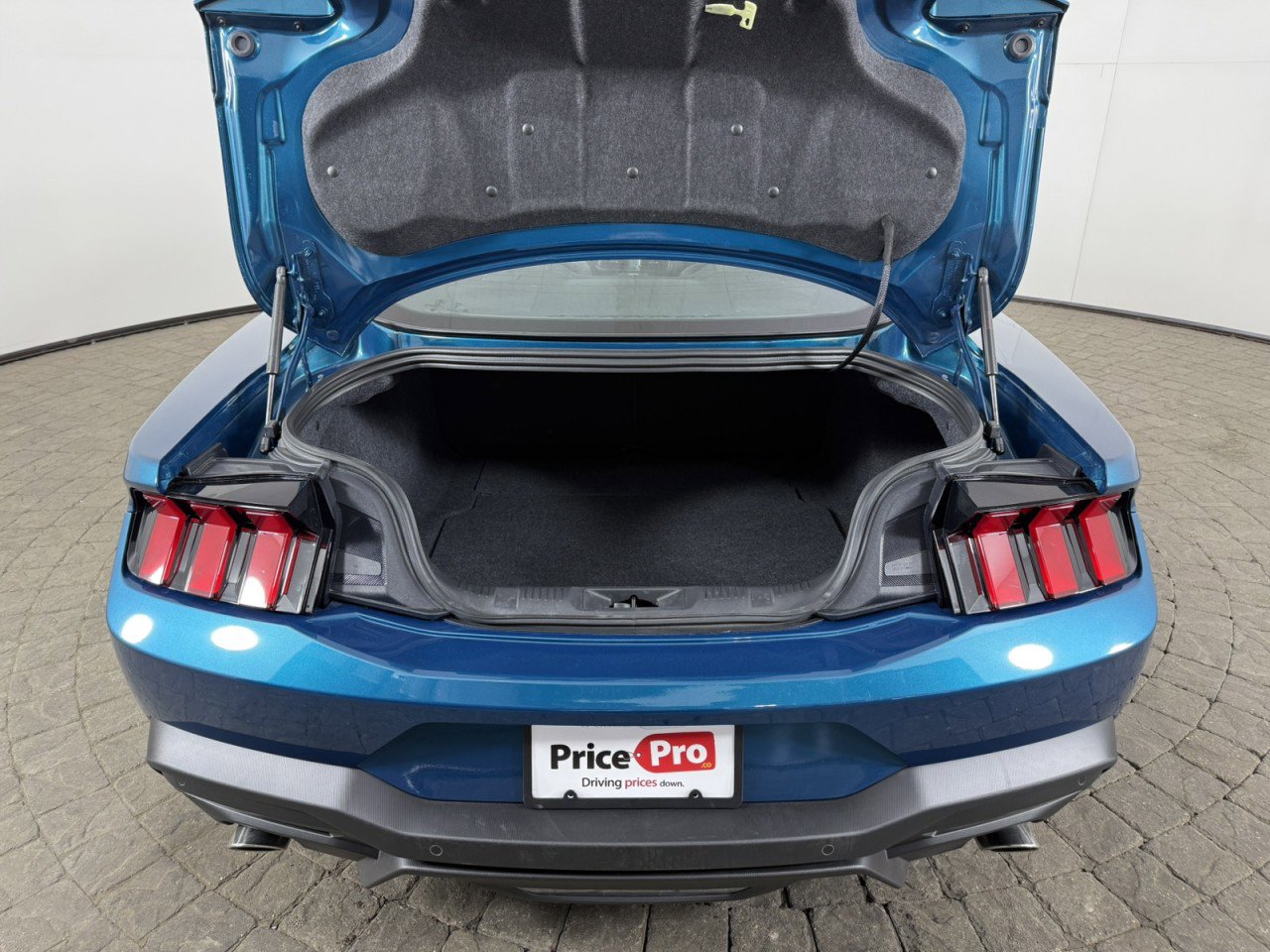 Certified 2026 Ford Mustang Coupe RWD image 6