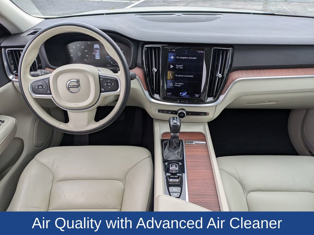 Used 2021 Volvo S60 T5 Momentum FWD image 15