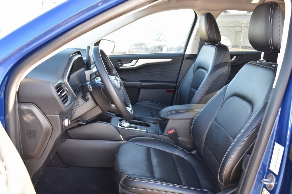 Certified 2022 Ford Escape SEL w/ Technology Package image 6