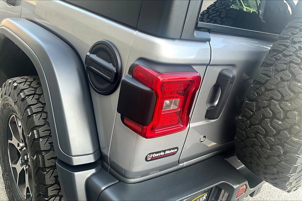 Used 2018 Jeep Wrangler Unlimited Rubicon AWD/4WD image 28