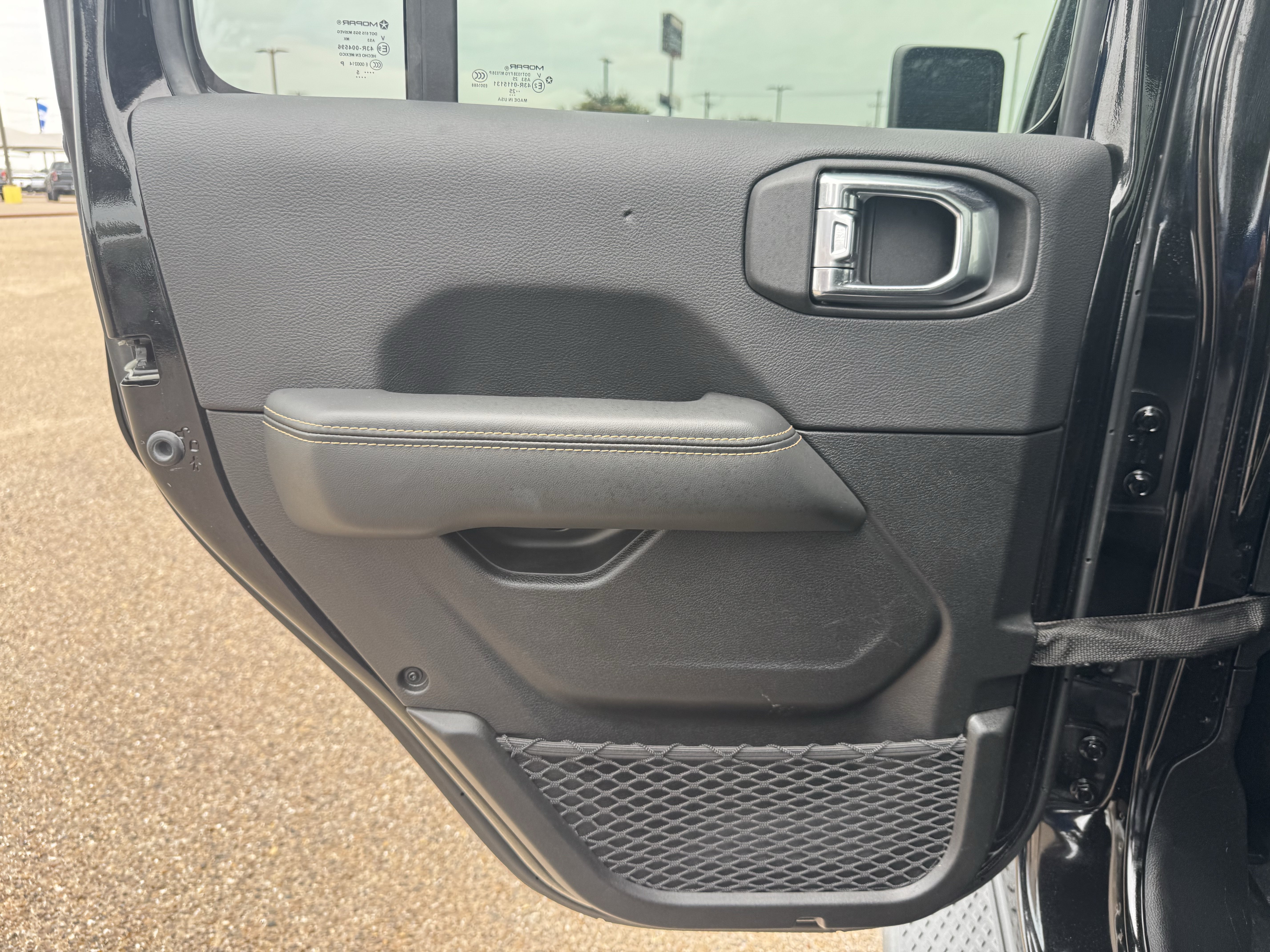 Used 2025 Jeep Gladiator Sport AWD/4WD image 24