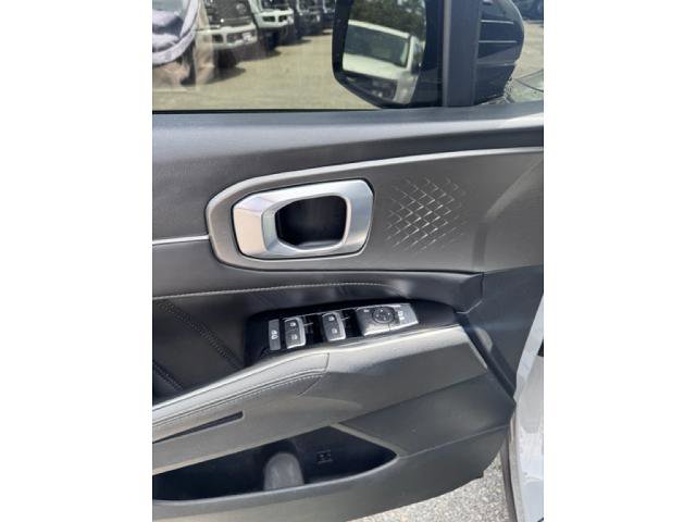 Used 2022 Kia Sorento SX FWD image 10