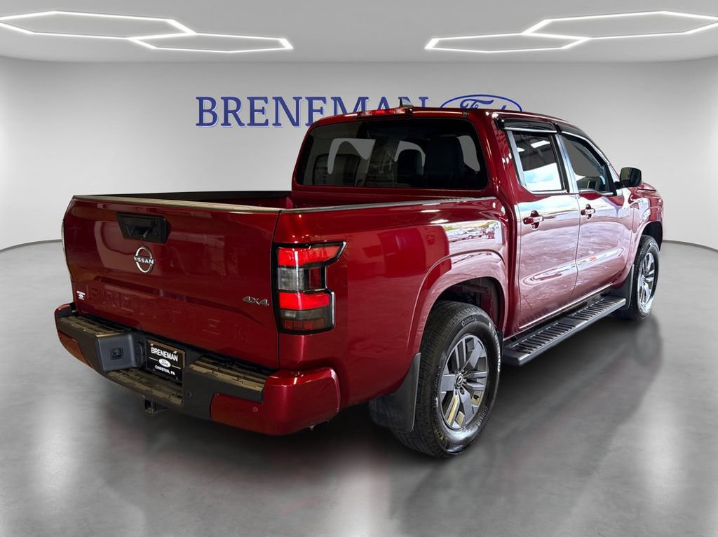 Used 2025 Nissan Frontier SV AWD/4WD image 6