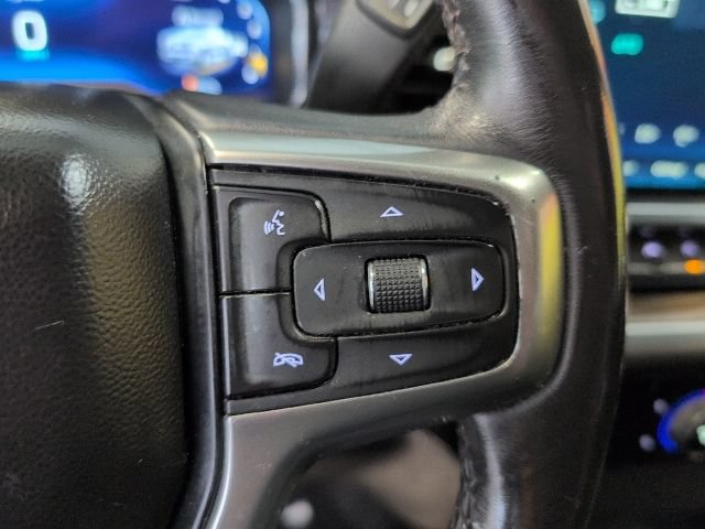 Used 2022 Chevrolet Silverado 1500 LT AWD/4WD image 19