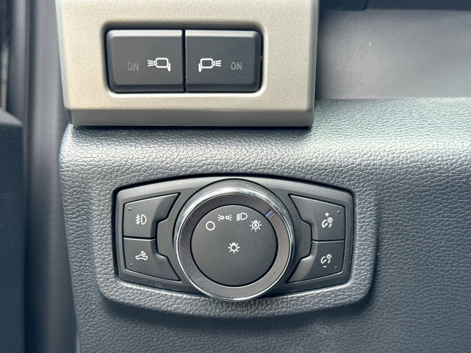 Certified 2022 Ford F250 Lariat AWD/4WD image 34