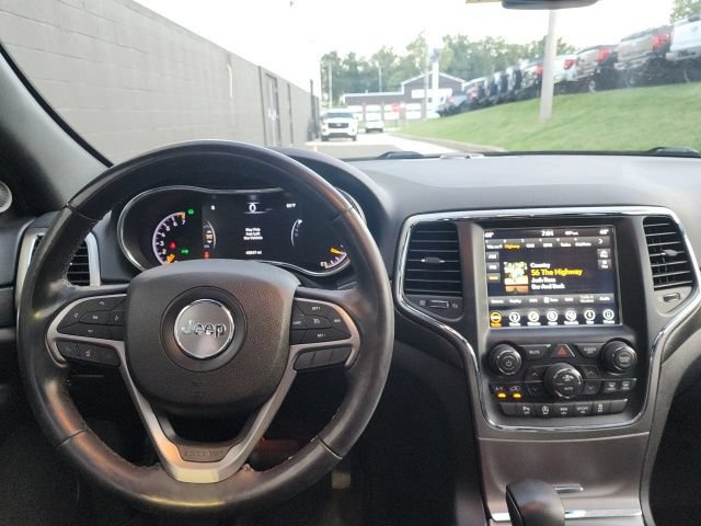 Used 2018 Jeep Grand Cherokee Altitude AWD/4WD image 32
