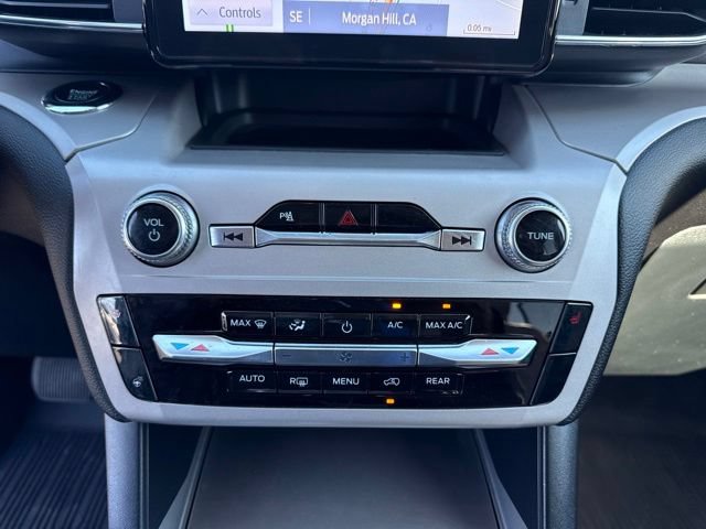 Certified 2023 Ford Explorer XLT w/ Equipment Group 202A AWD/4WD image 30