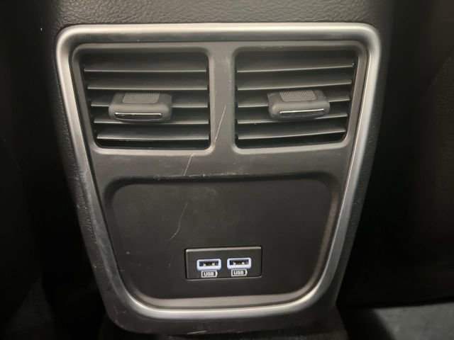 Used 2022 Chrysler 300 Touring L image 19