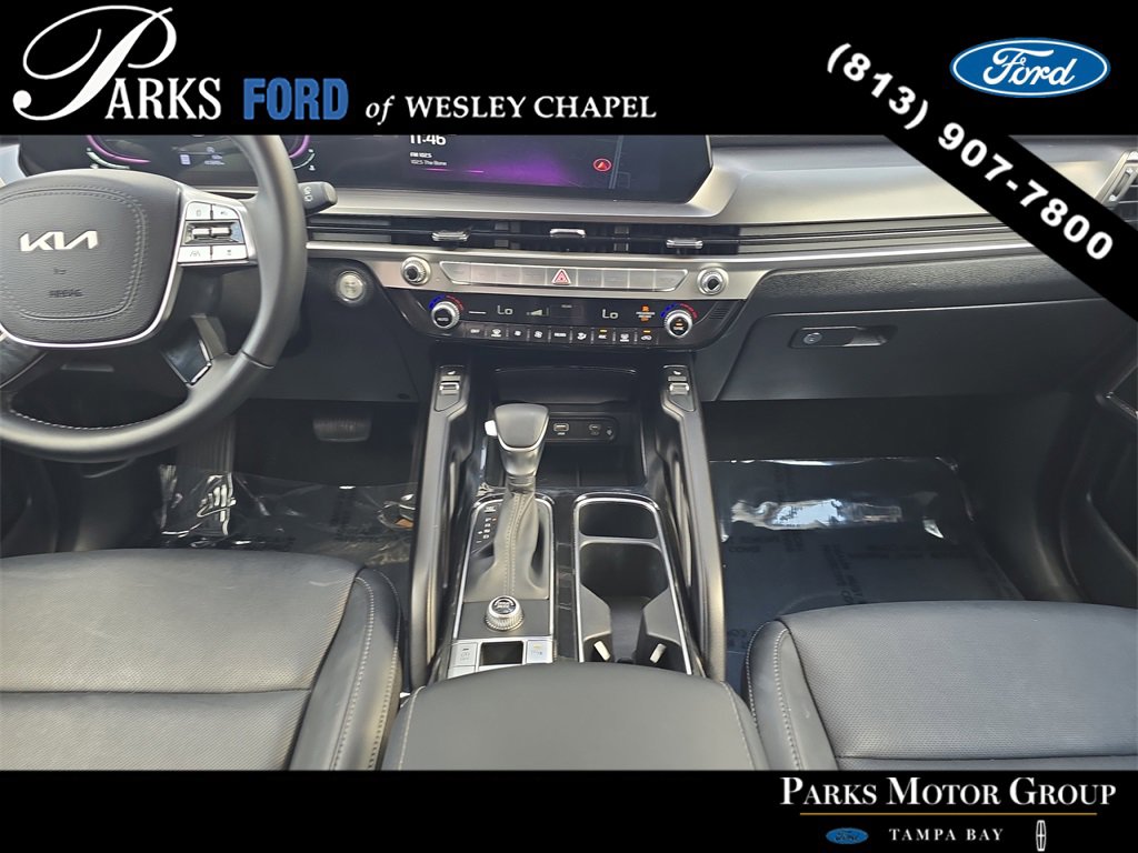 Used 2024 Kia Telluride S image 13