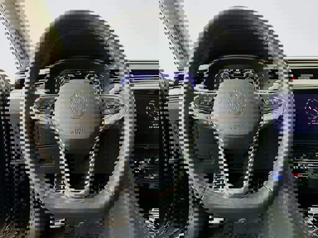 Used 2021 Volkswagen Arteon SE image 19