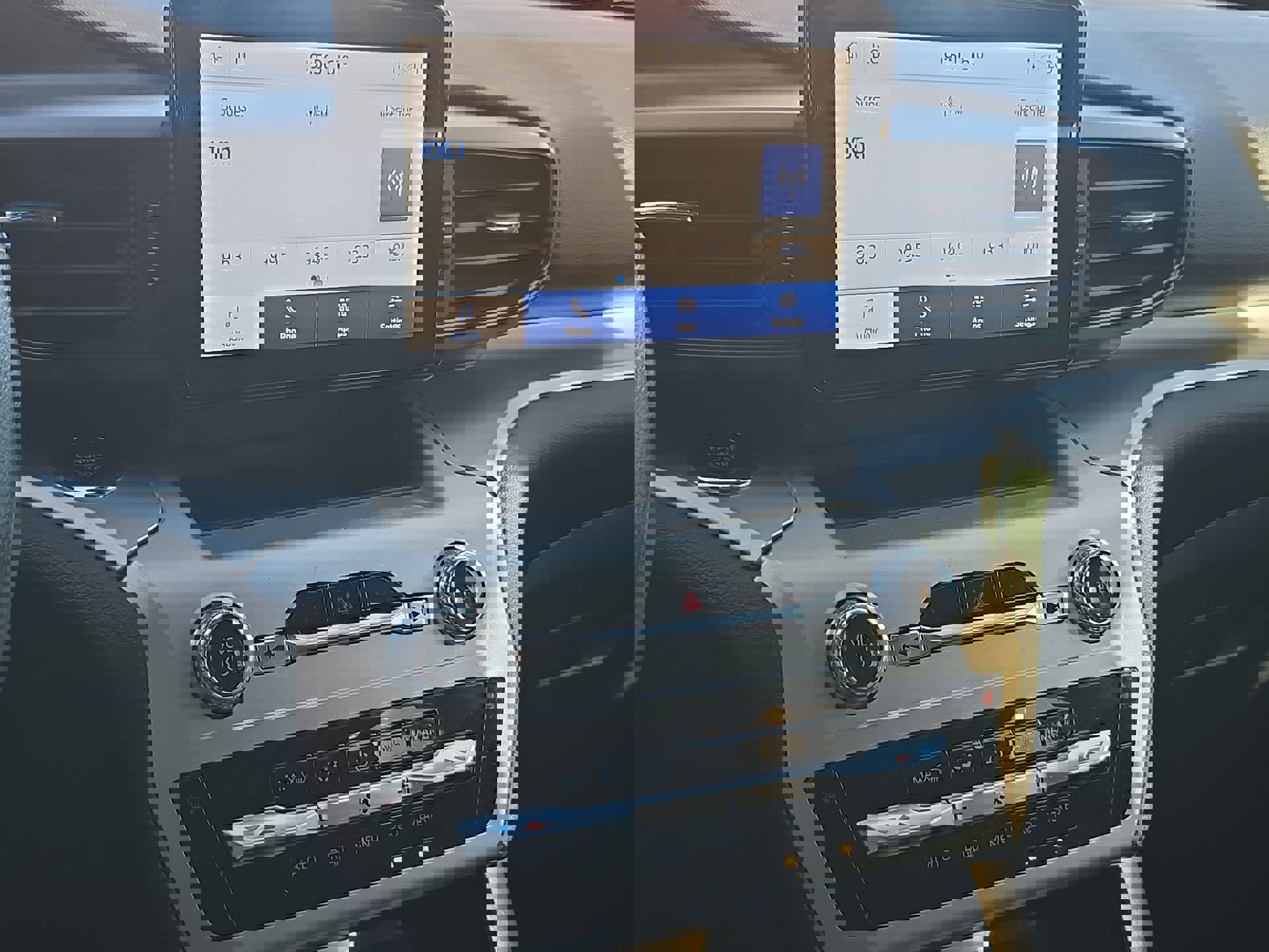 Certified 2022 Ford Explorer XLT image 17