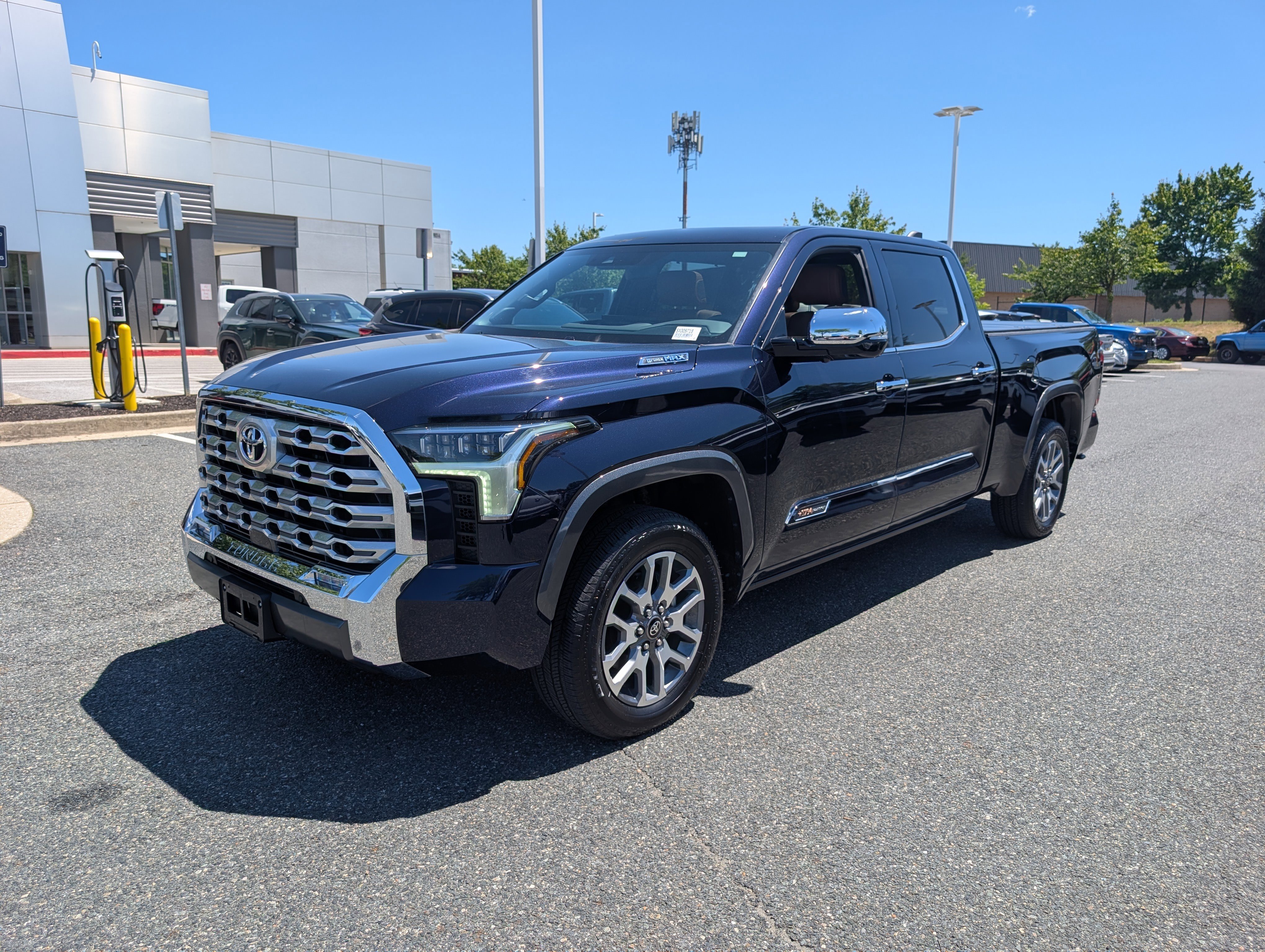 Used 2025 Toyota Tundra 1794 Edition w/ Tow Tech Package AWD/4WD image 7