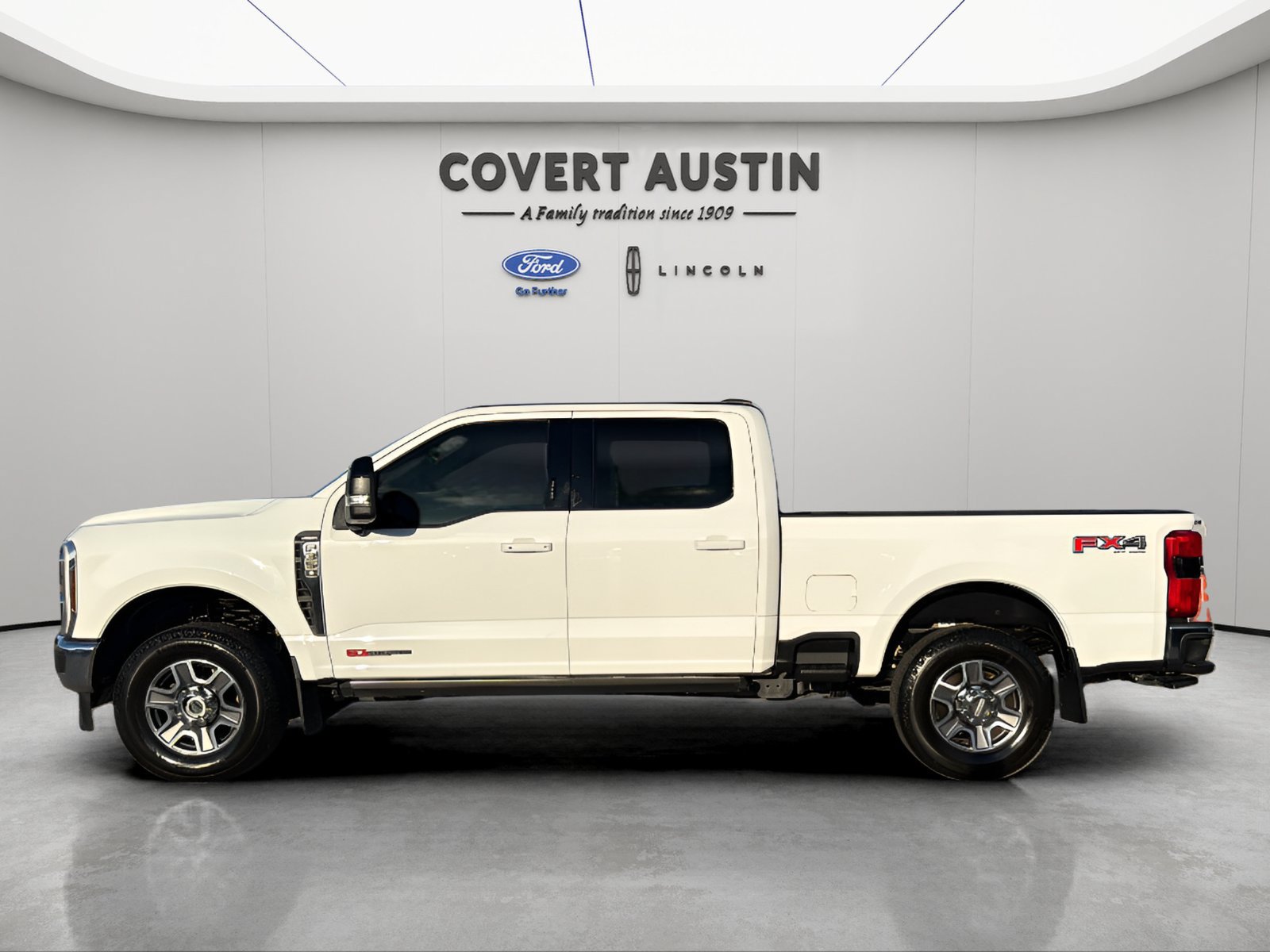 Certified 2024 Ford F350 Lariat w/ Lariat Ultimate Package AWD/4WD image 2