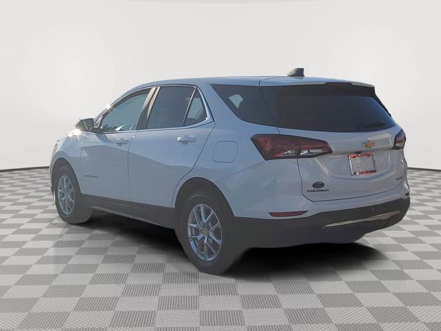 Used 2023 Chevrolet Equinox LT image 3