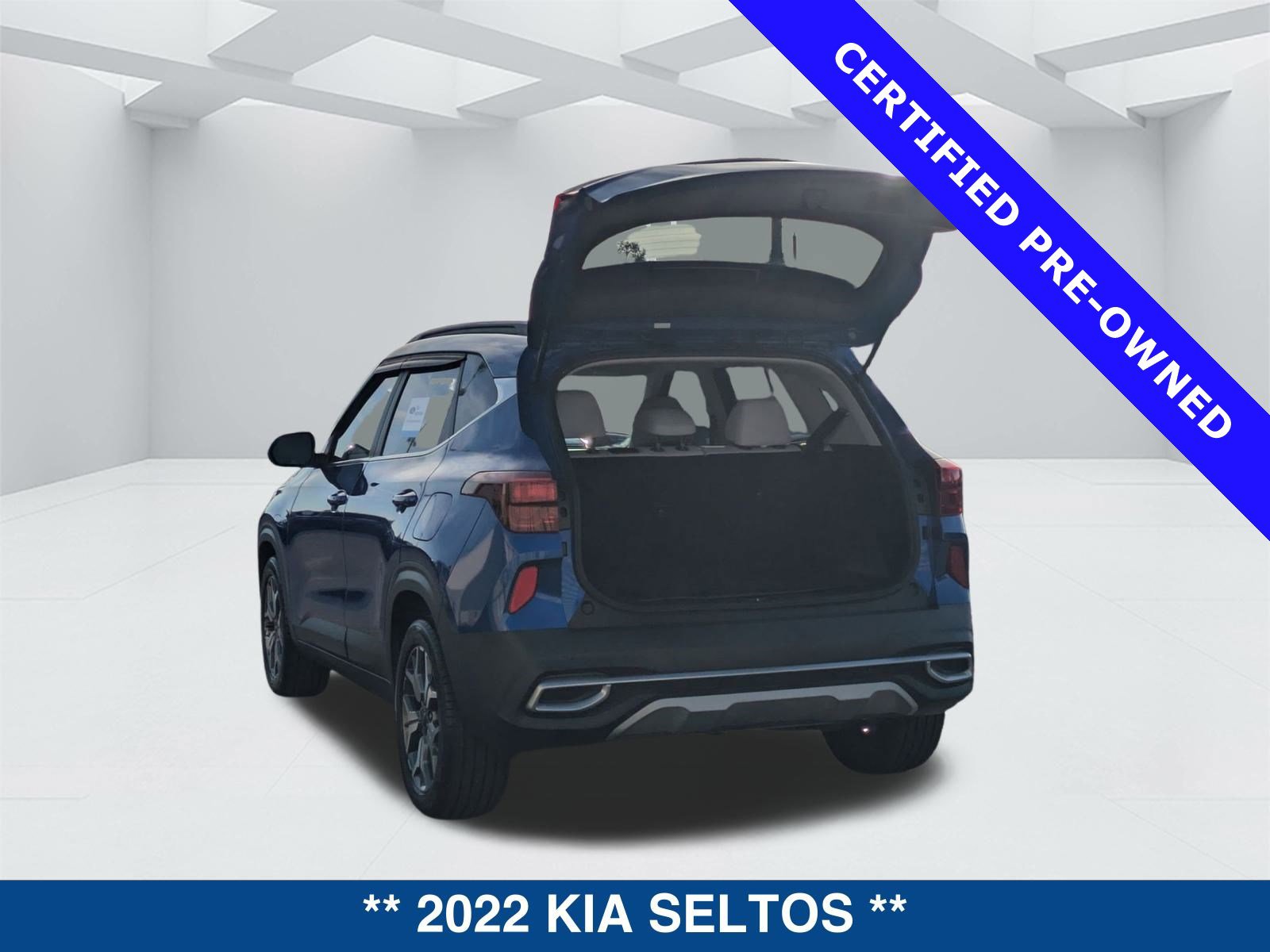 Used 2022 Kia Seltos EX image 13