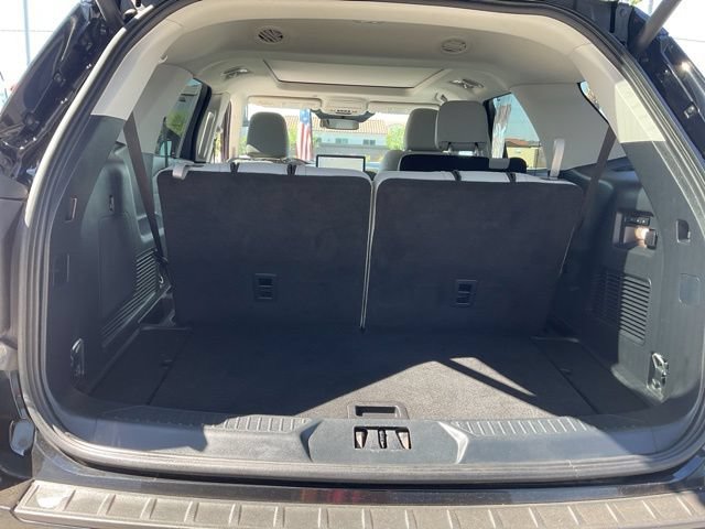 Certified 2025 Ford Explorer Platinum w/ Ultimate Package AWD/4WD image 24