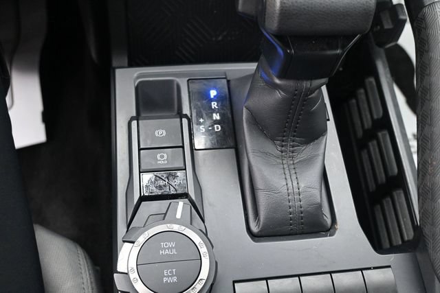 Used 2024 Toyota Tacoma SR5 AWD/4WD image 15