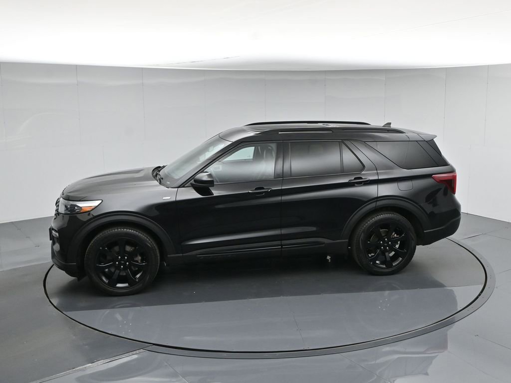Certified 2024 Ford Explorer ST-Line w/ Class IV Trailer Tow Package RWD image 47
