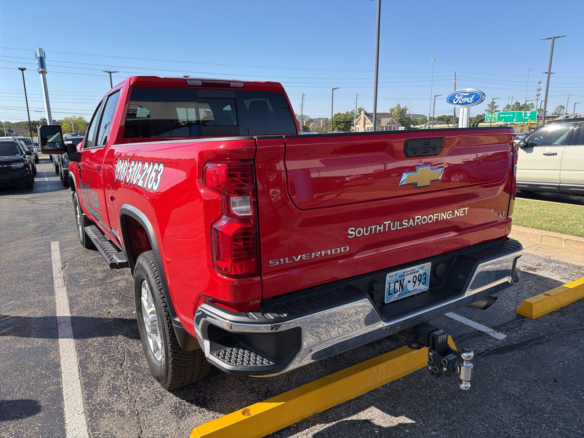 Used 2024 Chevrolet Silverado 2500 LT w/ Convenience Package image 6