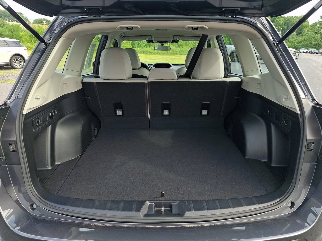 Used 2024 Subaru Forester AWD/4WD image 28