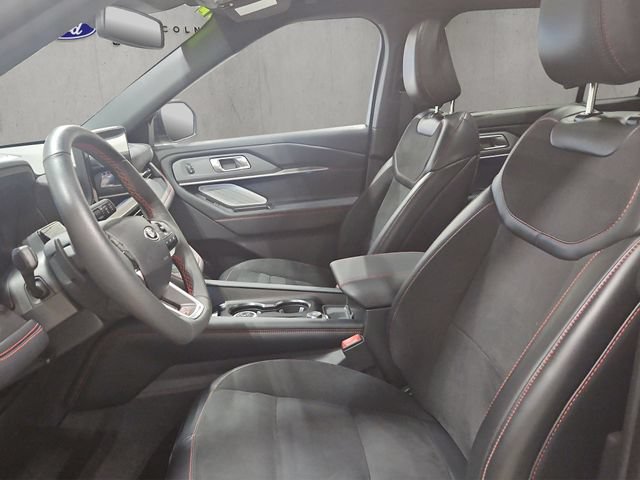 Certified 2025 Ford Explorer ST AWD/4WD image 12