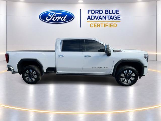 Used 2024 GMC Sierra 2500 Denali Ultimate AWD/4WD image 9