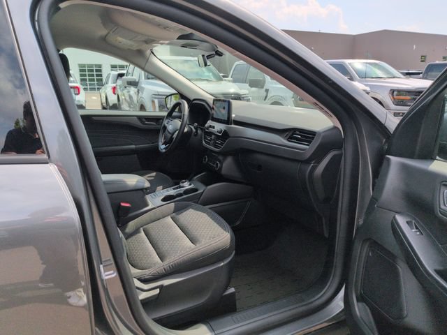 Certified 2025 Ford Escape Active w/ Cold Weather Package AWD/4WD image 15