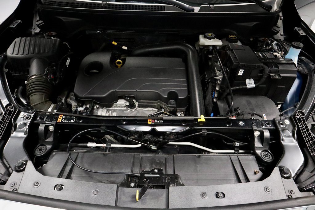 Used 2024 GMC Terrain SLT image 17